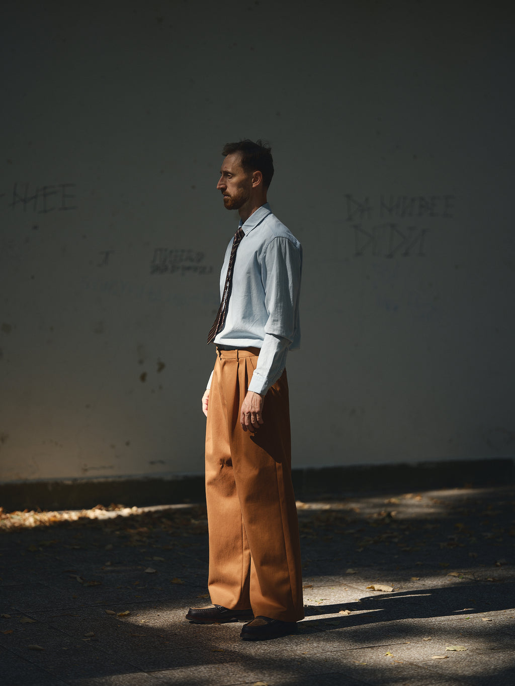 Alfred Trousers in burnt caramel by TODÓR TRAME, image 4 of 5